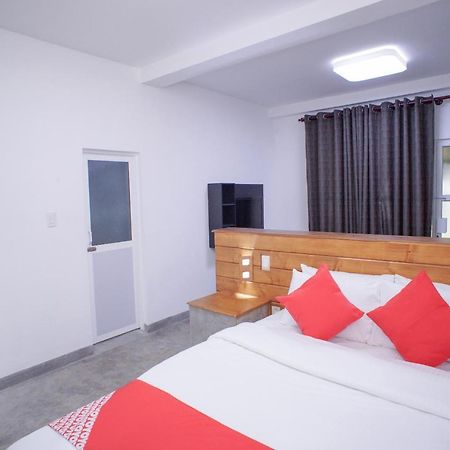 Hotel Pineview Unawatuna Esterno foto