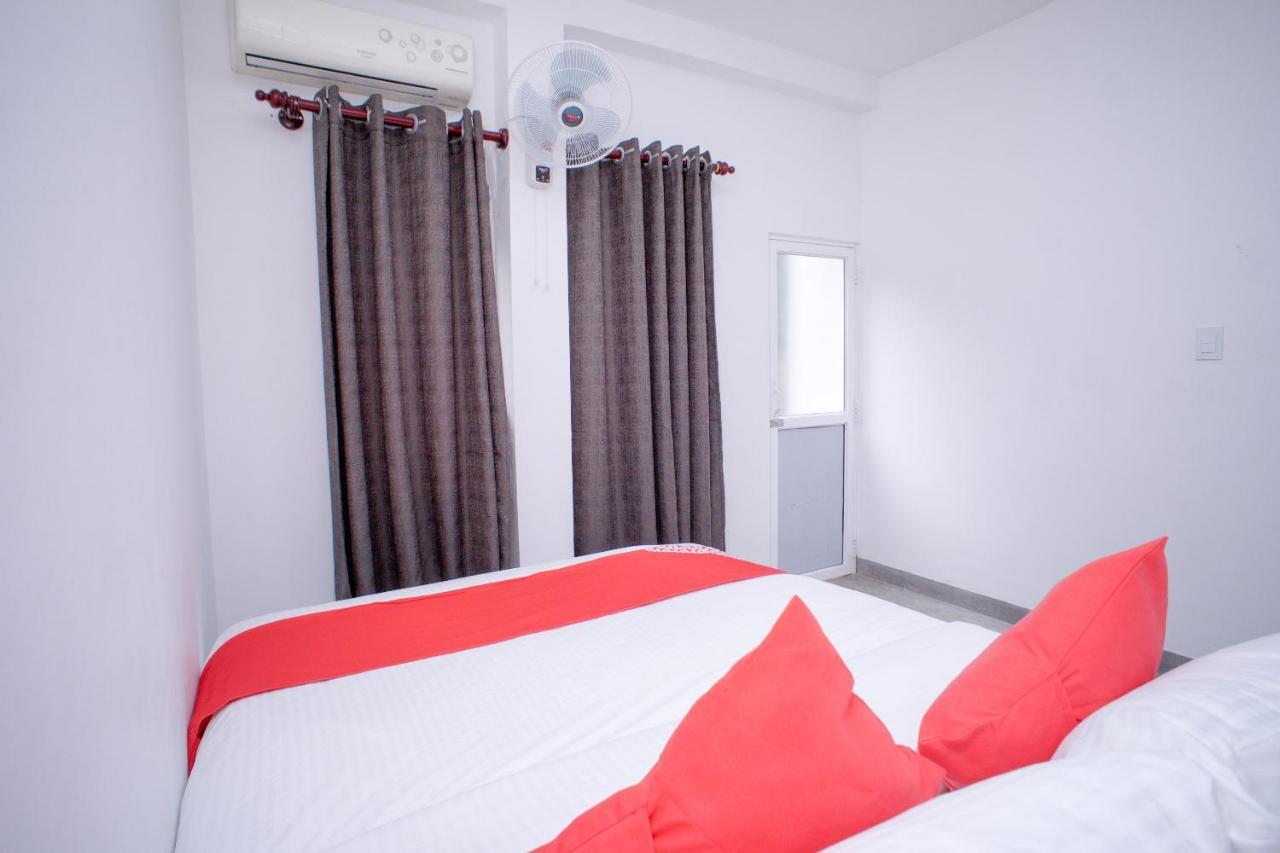 Hotel Pineview Unawatuna Esterno foto