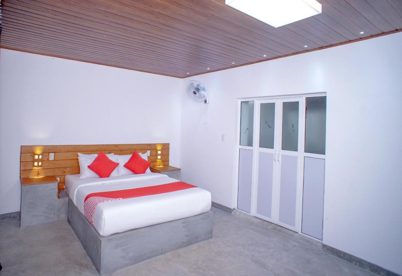 Hotel Pineview Unawatuna Esterno foto