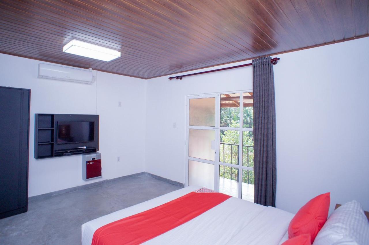 Hotel Pineview Unawatuna Esterno foto